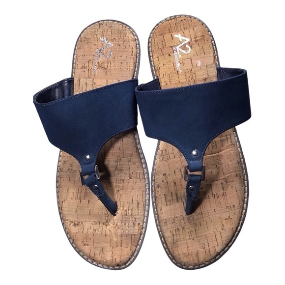 A2 by Aerosoles platform  Flip Flop super Comfy Shoes EUC size 9.5 - Picture 1 of 5